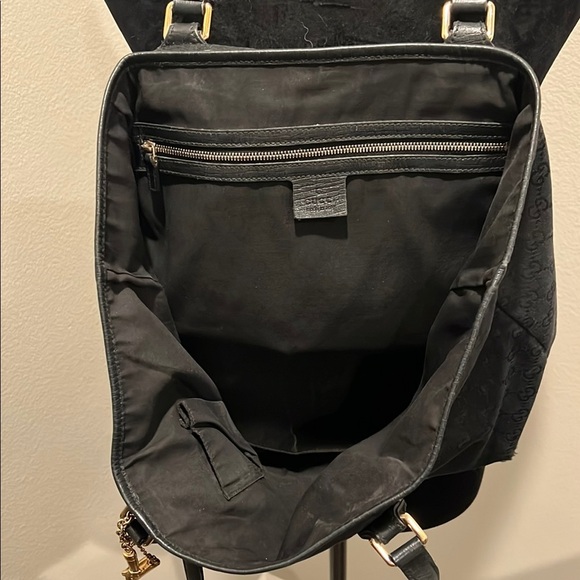 Gucci Black Tote with Signature Stripes - Picture 5 of 10